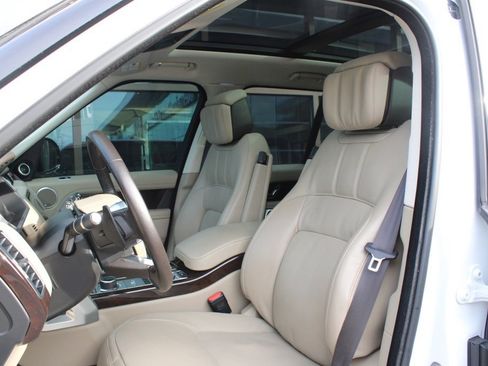 Used 2022 Land Rover Range Rover P525 Westminster Edition image 6