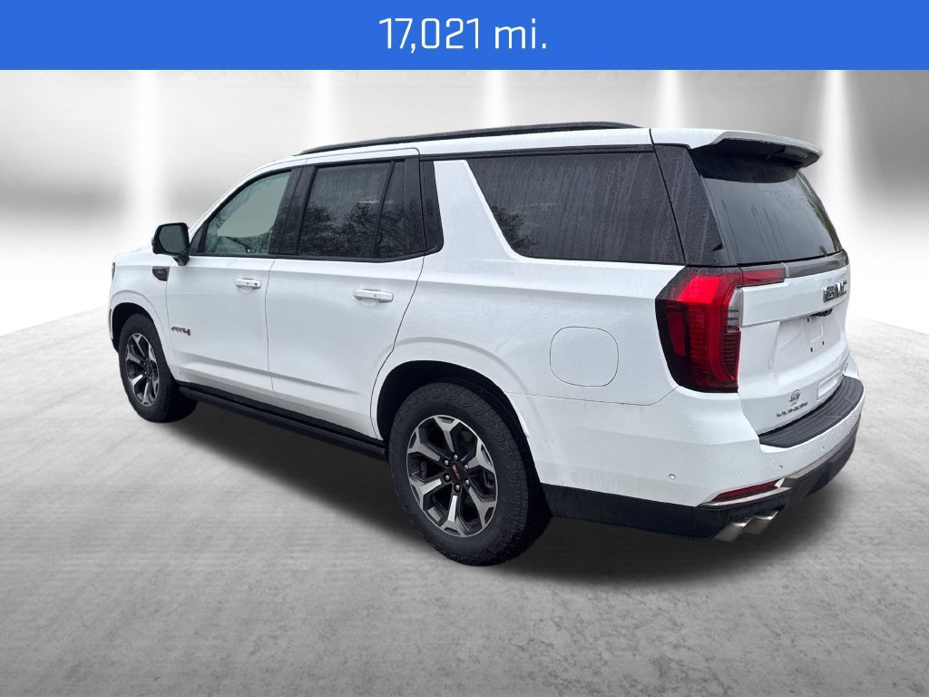 Used 2025 GMC Yukon AT4 Ultimate AWD/4WD image 3