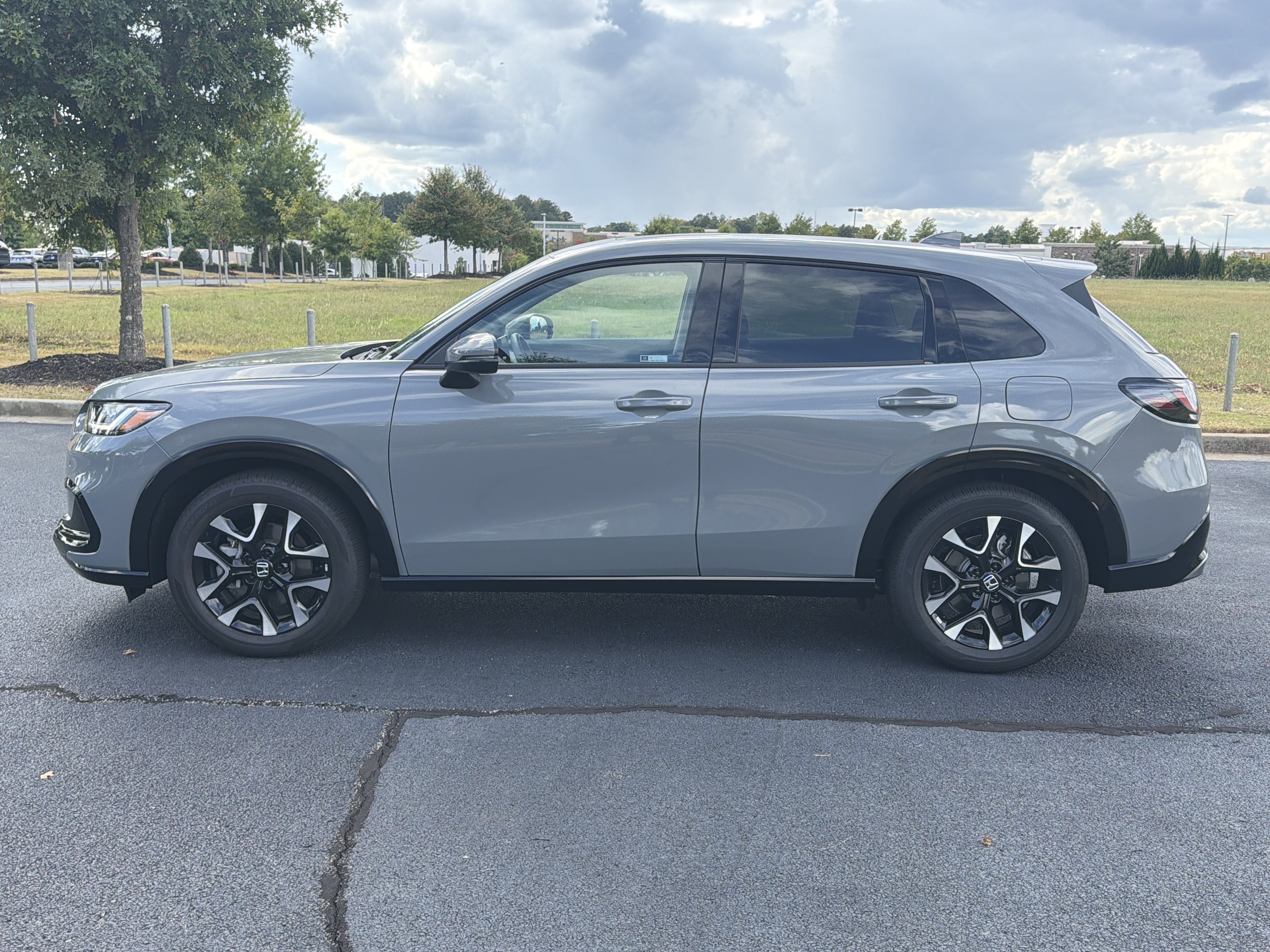 Certified 2027 Honda HR-V EX-L image 6