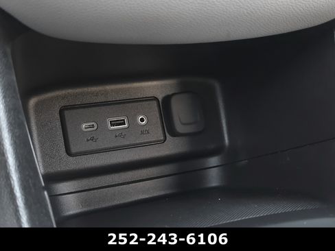 Used 2024 Chevrolet Equinox LS image 14