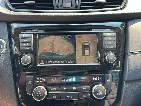 Used 2020 Nissan Rogue SL AWD/4WD image 20