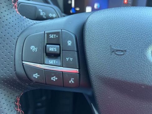 New 2026 Ford Escape ST-Line w/ Tech Pack #1 image 16