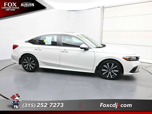 Used 2023 Honda Civic EX image 16