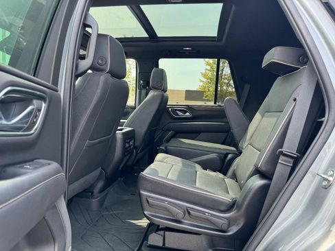 Used 2023 Chevrolet Tahoe Premier w/ Premium Package 2 AWD/4WD image 10