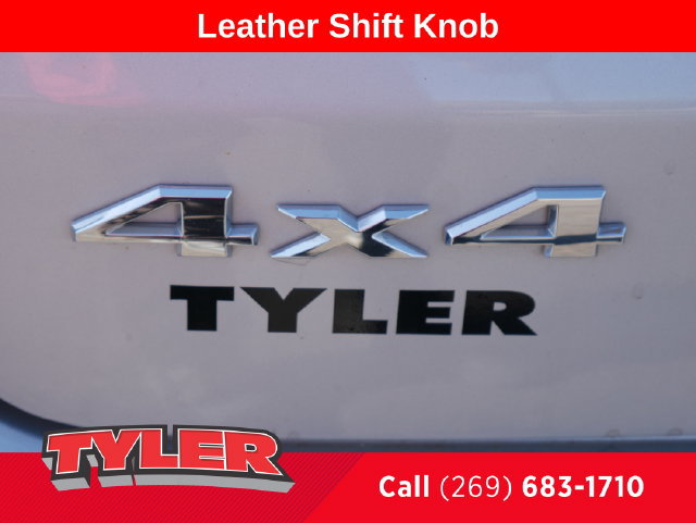 Used 2024 Jeep Compass Limited AWD/4WD image 12