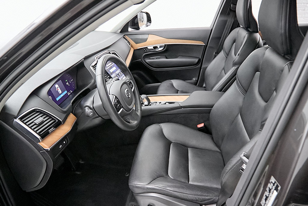 Certified 2023 Volvo XC90 T8 Plus w/ Protection Package AWD/4WD image 20