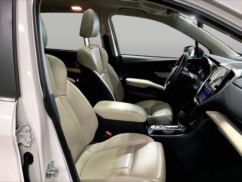 Used 2023 Subaru Ascent Limited w/ Technology Package AWD/4WD image 9