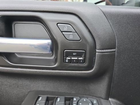 Certified 2020 Chevrolet Silverado 3500 LTZ w/ LTZ Premium Package image 28