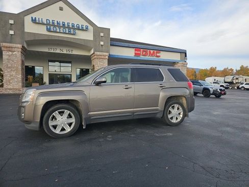 Used 2011 GMC Terrain SLT image 1