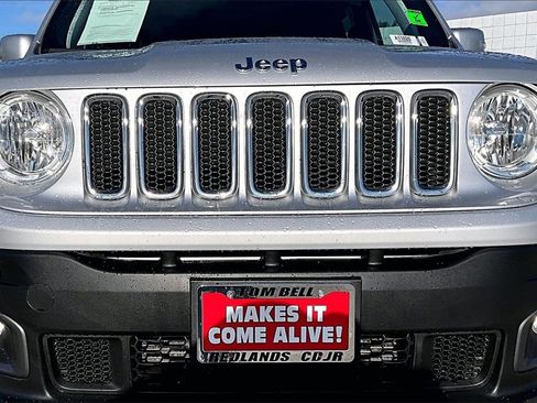 Used 2018 Jeep Renegade Limited w/ UConnect 8.4 Nav Group image 29