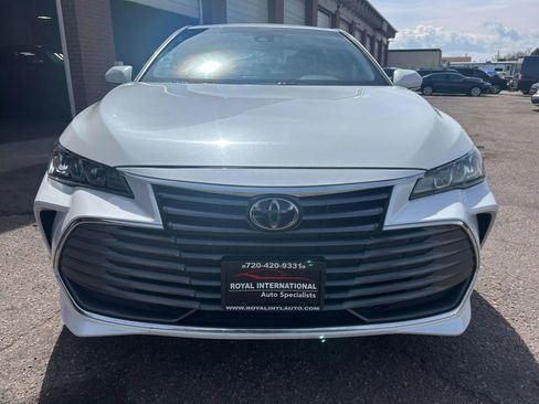 Used 2021 Toyota Avalon XLE image 8
