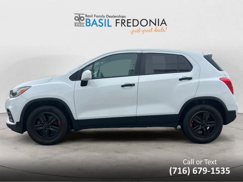 Used 2021 Chevrolet Trax LS w/ Tint and Cruise Package image 2