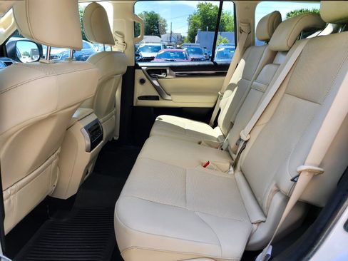 Used 2023 Lexus GX 460 Premium w/ Premium Plus Package AWD/4WD image 15