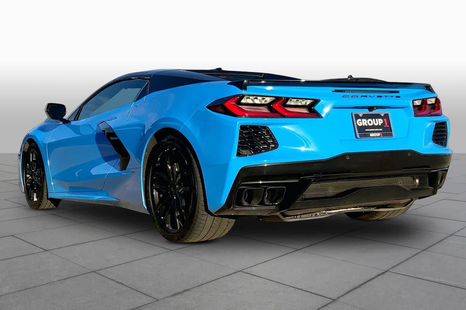 Used 2023 Chevrolet Corvette Stingray Convertible w/ 1LT RWD image 11