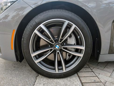 Used 2020 BMW 750i xDrive w/ Executive Package AWD/4WD image 43
