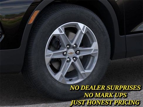 New 2026 Chevrolet Blazer LT image 9