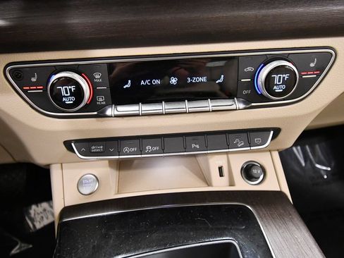 Used 2023 Audi Q5 2.0T Premium AWD/4WD image 26