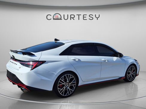 Used 2023 Hyundai Elantra N FWD image 5