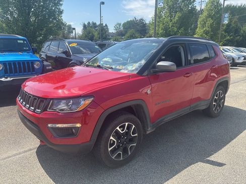 Used 2021 Jeep Compass Trailhawk AWD/4WD image 3