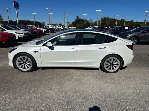 Used 2021 Tesla Model 3 Standard Range Plus image 10