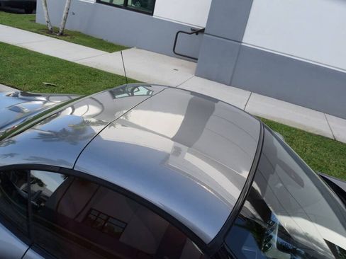 Used 2011 BMW Z4 sDrive35i RWD image 33