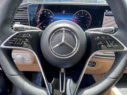 New 2026 Mercedes-Benz GLE 450 4MATIC image 17