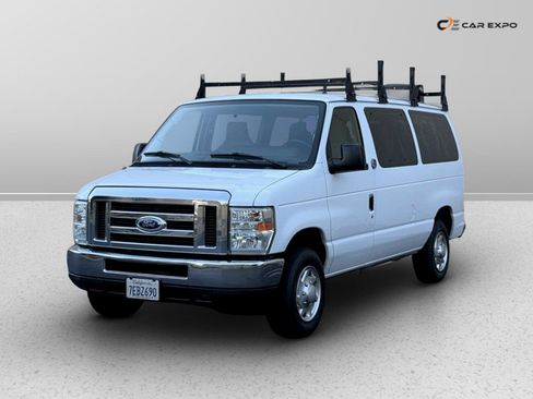Used 2014 Ford E-150 and Econoline 150 Wagon image 4