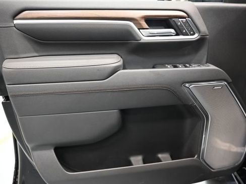 New 2026 Chevrolet Silverado 2500 High Country w/ High Country Premium Package AWD/4WD image 32