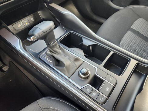 New 2026 Kia Sorento LX image 15