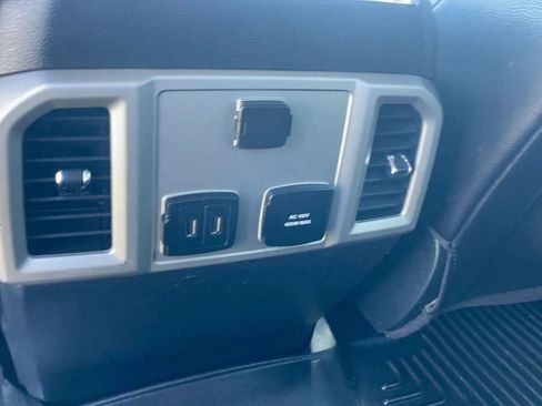 Used 2017 Ford F150 Lariat AWD/4WD image 33