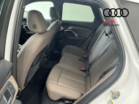 Used 2025 Audi Q5 Premium w/ Convenience Package image 25