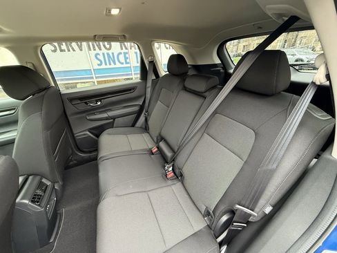 Certified 2025 Honda CR-V EX image 9