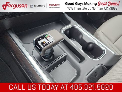New 2026 GMC Sierra 1500 SLT w/ SLT Premium Plus Package AWD/4WD image 30