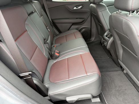 Used 2025 Chevrolet Blazer RS FWD image 18