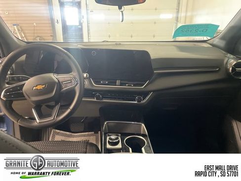 Used 2026 Chevrolet Equinox LT AWD/4WD image 20