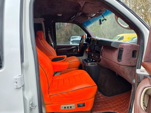 Used 2013 GMC Savana 2500 Extended w/ Power Package image 35