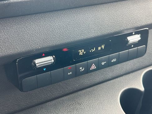 Used 2025 Mercedes-Benz Sprinter 2500 image 20