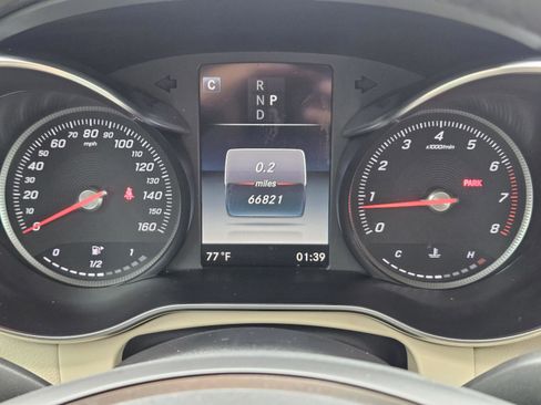 Certified 2018 Mercedes-Benz GLC 300 image 8