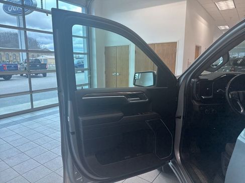 Used 2025 Chevrolet Silverado 1500 LT w/ Work Truck Package AWD/4WD image 9