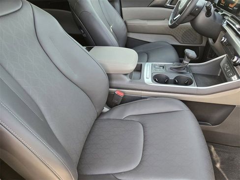 New 2026 Kia Carnival image 11