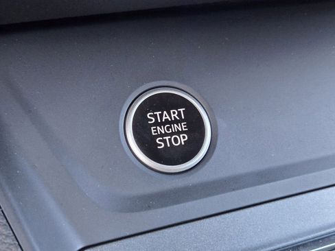 Certified 2025 Audi Q3 2.0T Premium w/ Convenience Package image 25