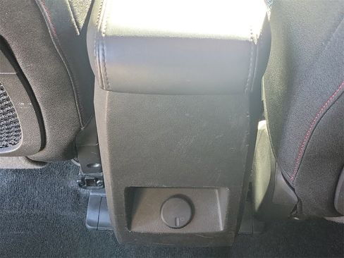 Used 2017 Chevrolet Equinox LT w/ Convenience Package image 13