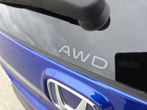 Used 2023 Honda CR-V EX-L image 10