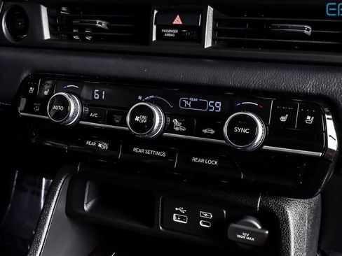 Used 2025 Honda Pilot Elite image 28