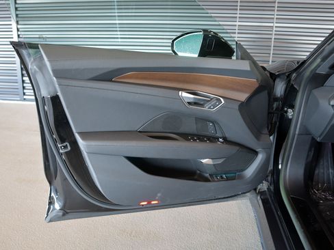 Used 2023 Audi e-tron GT Premium Plus w/ Executive Package image 22