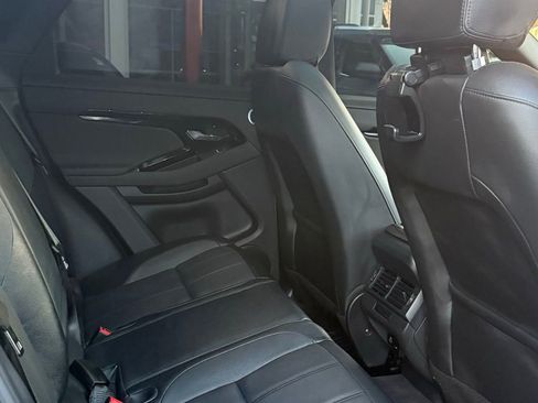 Used 2024 Land Rover Range Rover Evoque Dynamic SE image 17