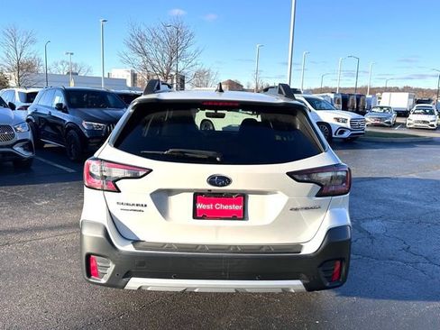 Used 2022 Subaru Outback Limited image 10