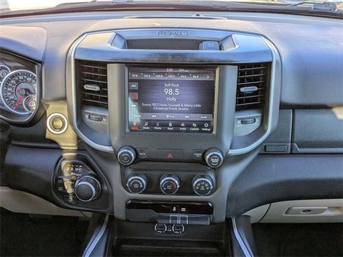 Used 2021 RAM 1500 Big Horn image 17