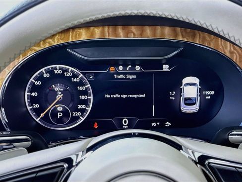 Used 2023 Bentley Continental GT V8 AWD/4WD image 17