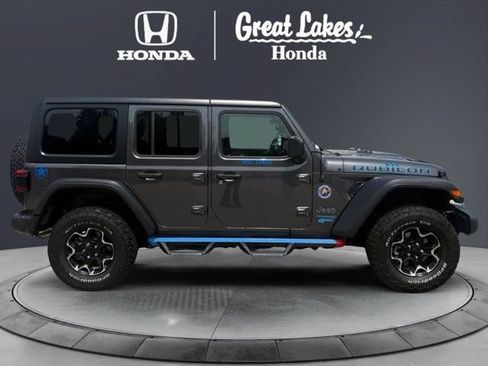 Used 2022 Jeep Wrangler Unlimited Rubicon 4xe AWD/4WD image 7